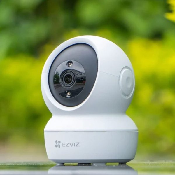 EZVIZ H6c Pro 2K 3MP Pan & Tilt WiFi Camera - Image 2